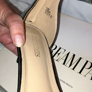 Dream Pairs, black, size 10, NWB basically, only worn once to a wedding